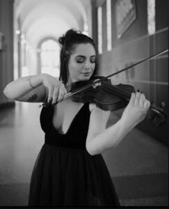 Violinist- Gillian- Girl On Wax